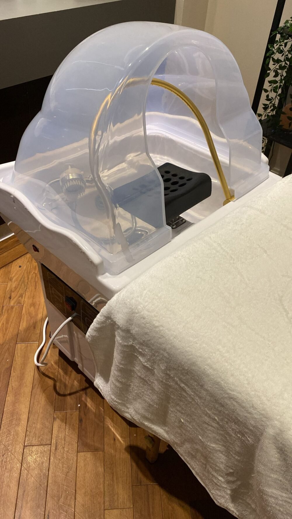 Sakura Japanese Head Spa – No Plumbing