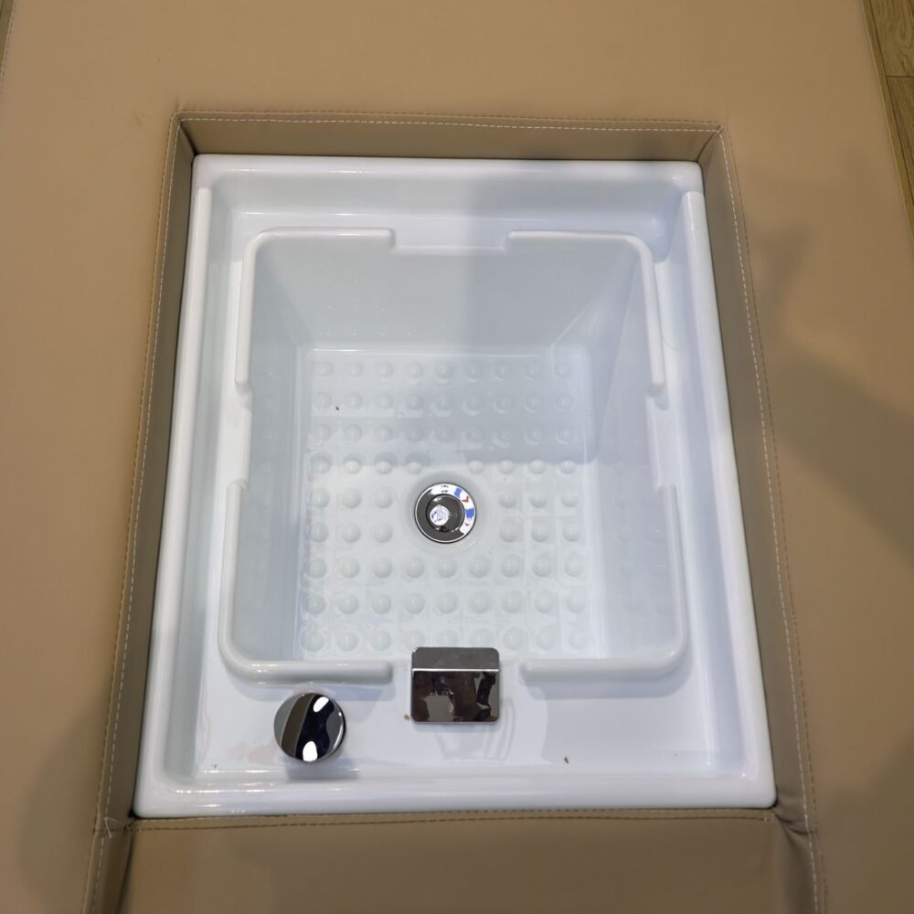 Levana Plus Head Spa and Pedicure Basin - Plumbed - With Steamer - Image 3